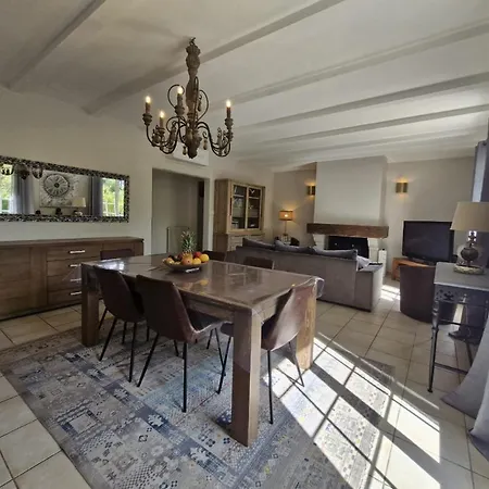 Havre De Paix Avec Jardin, Piscine Et Veranda Villa